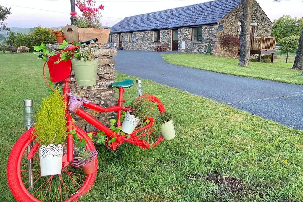 Lake District Romantic Get Away In 1 Acre Gardens Off M6 Penrith Exterior photo