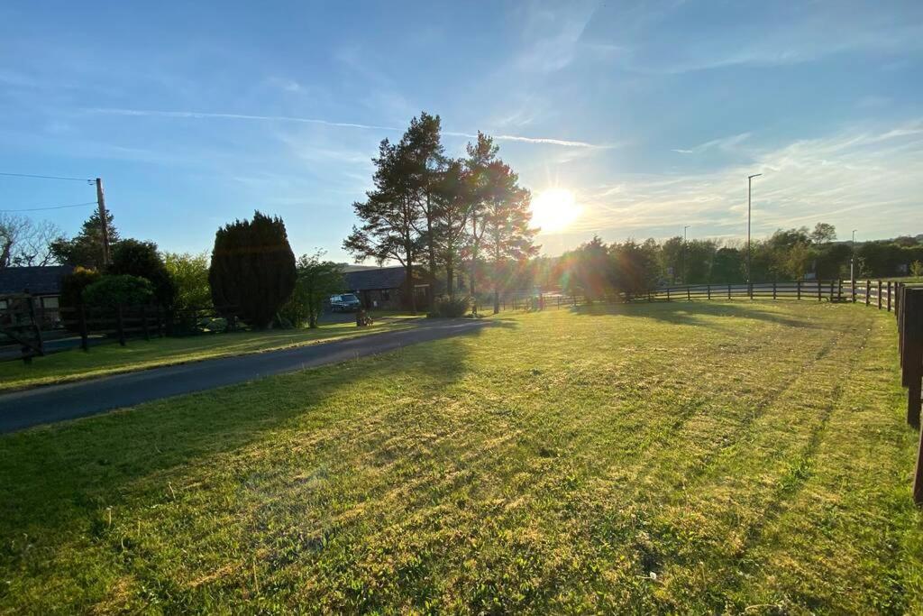 Lake District Romantic Get Away In 1 Acre Gardens Off M6 Penrith Exterior photo