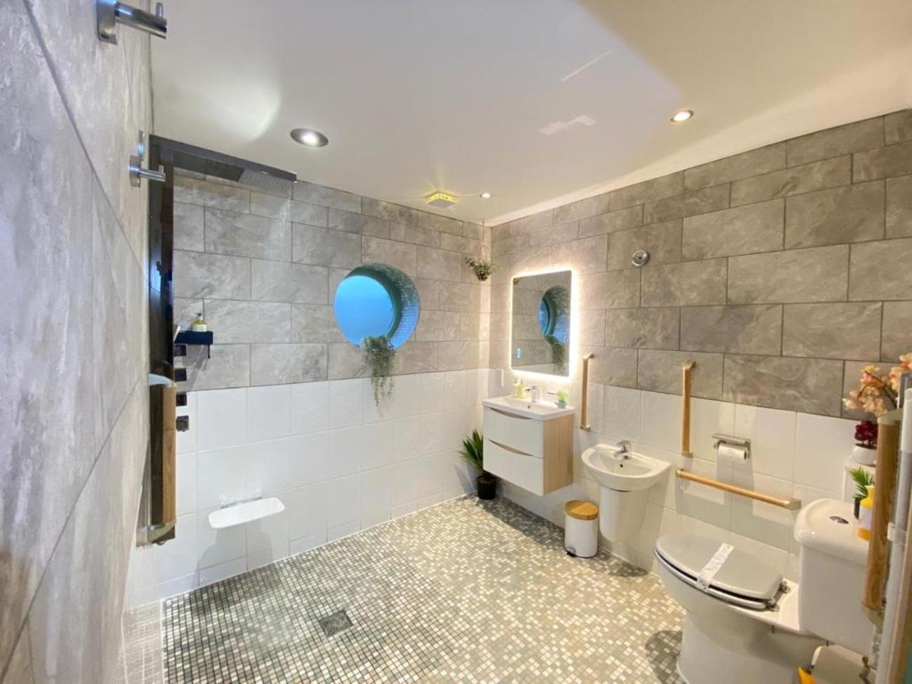 Lake District Romantic Get Away In 1 Acre Gardens Off M6 Penrith Exterior photo